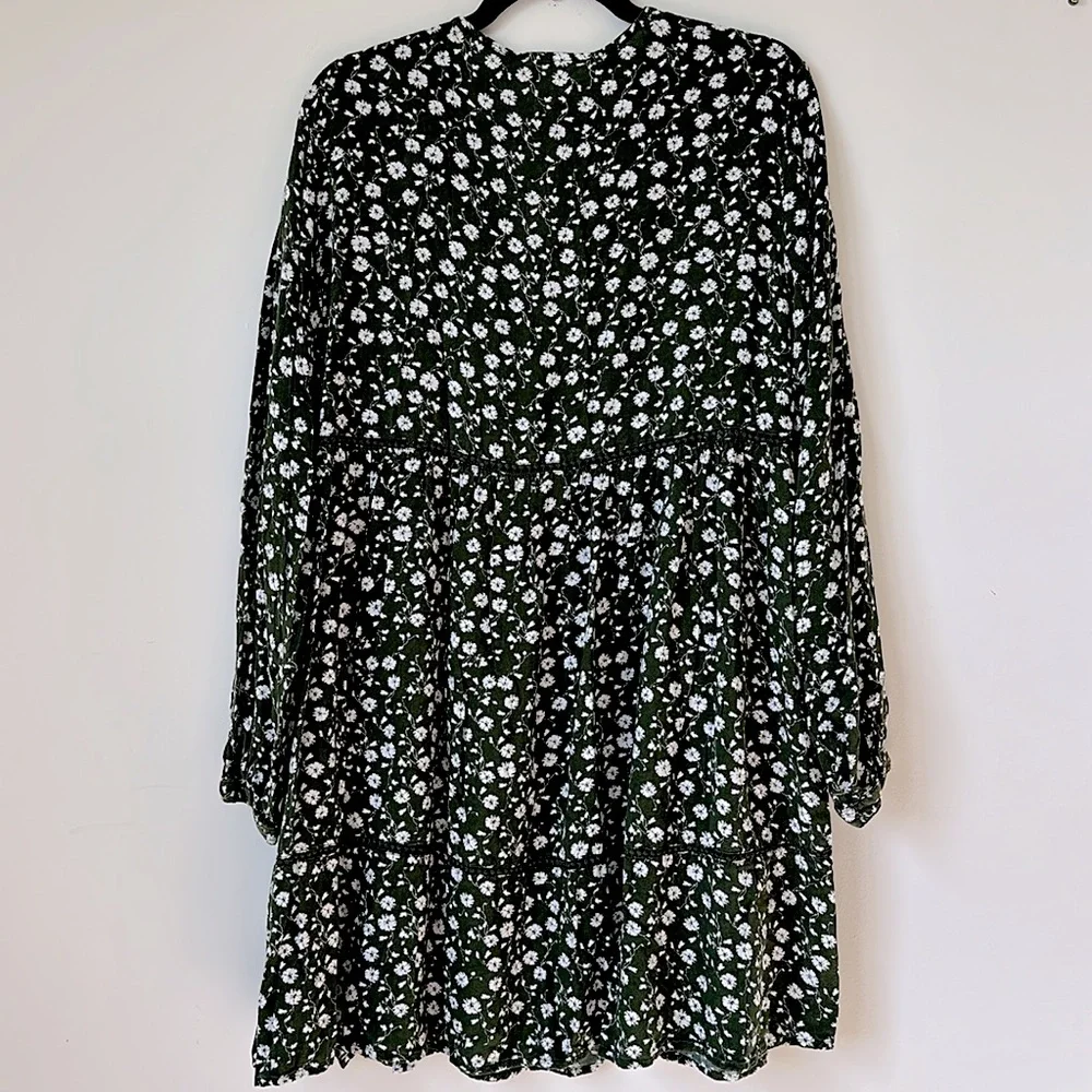 H&M Dark Green Ditsy Floral Dress Size US 12 - Picture 6 of 6
